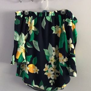 Old navy off the shoulder blouse